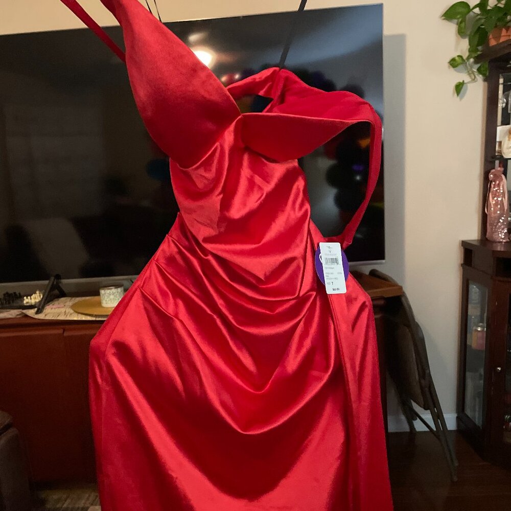 New red satin-like evening gown/prom dress
